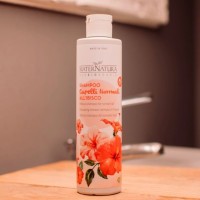 Szampon do włosów normalnych z hibiskusem, 250 ml, Maternatura